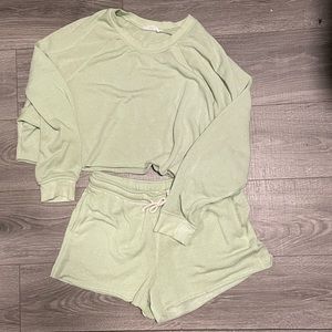 Light green Talulah Sweatshirt set M